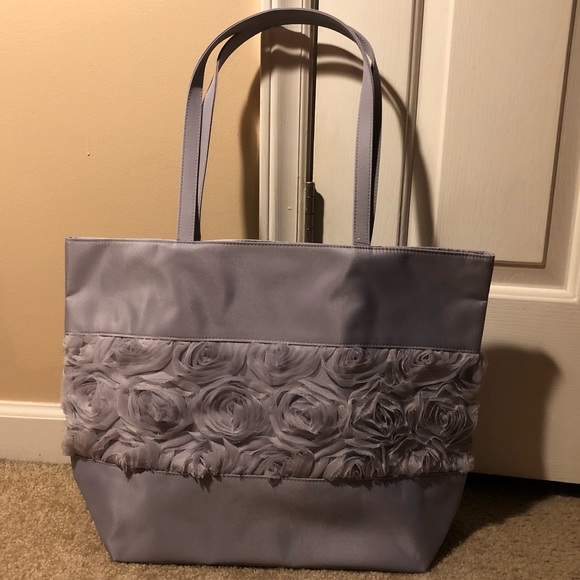 Gorgeous large lavender tote with floral accents - Picture 2 of 6